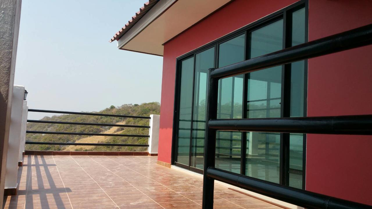 Ocean View Resort - Koh Sichang Dış mekan fotoğraf