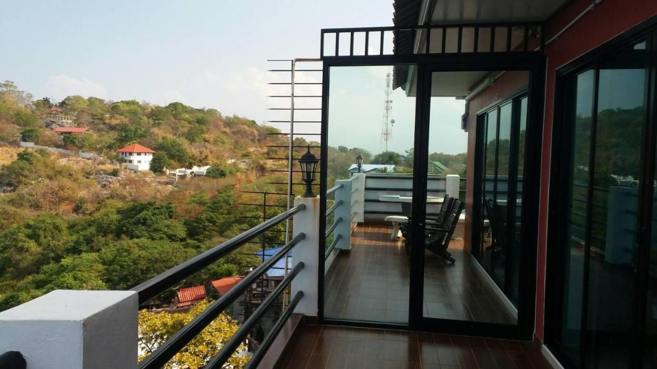 Ocean View Resort - Koh Sichang Dış mekan fotoğraf